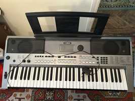 orga Yamaha PSR-E433