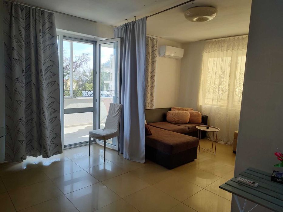 Продава се Двустаен апартамент в к.к. Св.Св. Константин и Елена - 71 кв.м за 2043 €/кв.м - Снимка #1