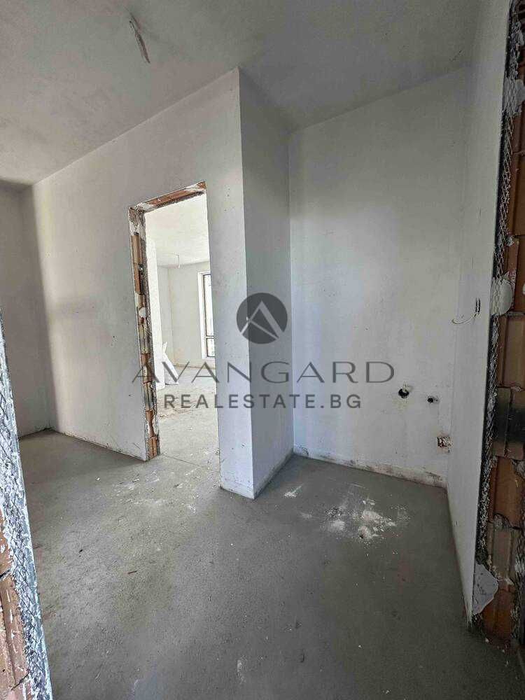 Продава се Тристаен апартамент в Пловдив, Кючук Париж - 231 кв.м за 972 €/кв.м - Снимка #4