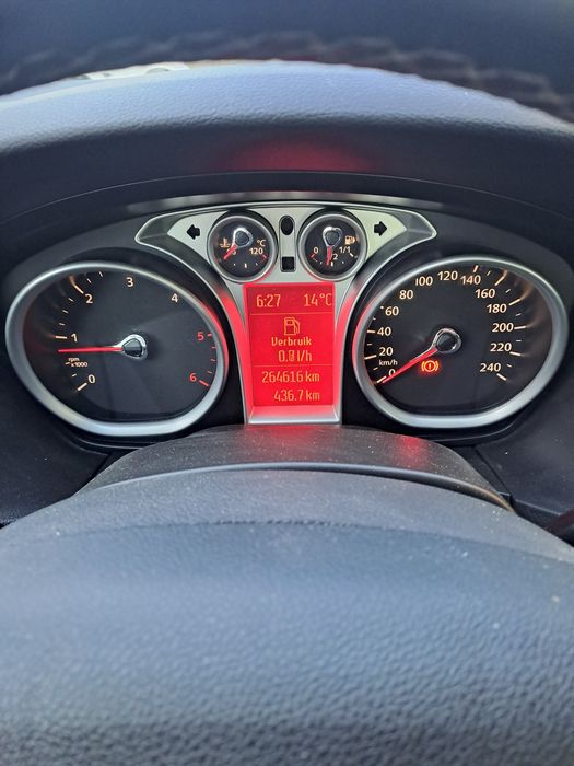 Vând ford focus 1.6 diesel