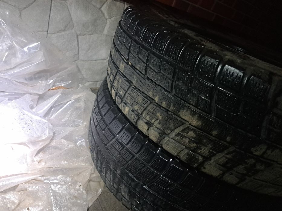 Шины зимние липучки