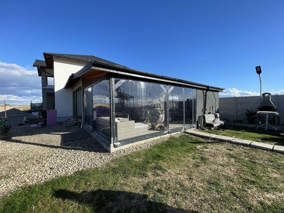 Folie PVC transparentă pentru terase, foișoare și balcoane