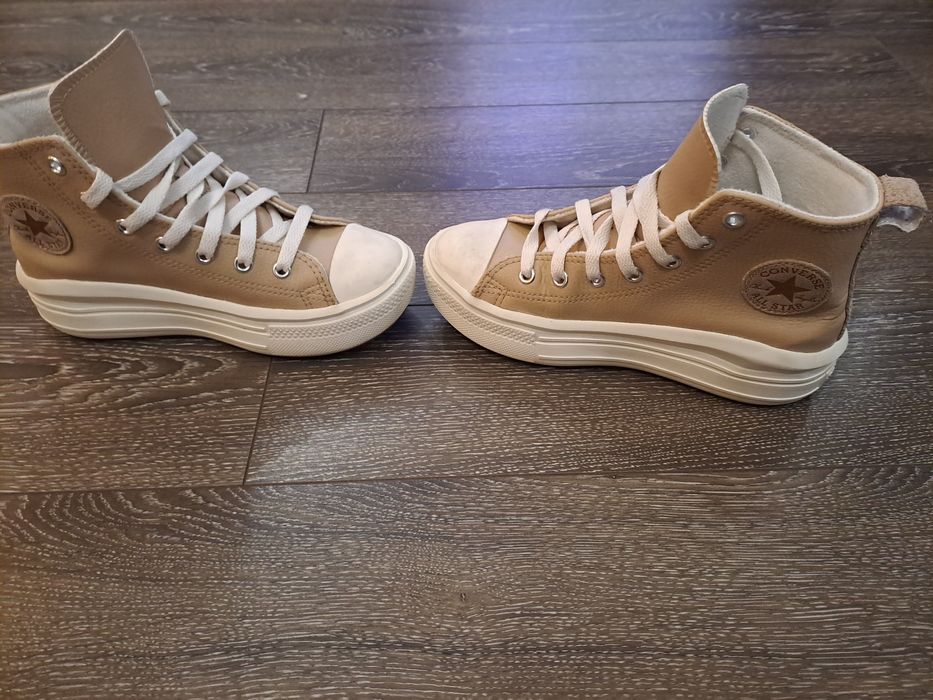 Adidași Converse