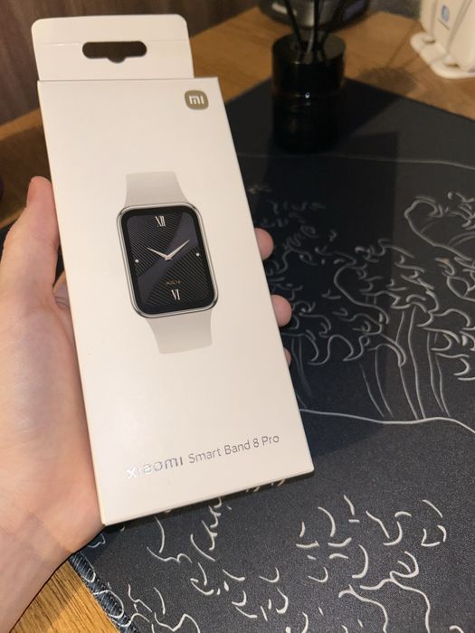 Продам новые часы