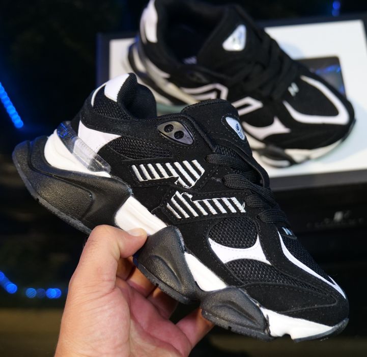 Маратонки NewBalance 9060 (36-40) Цвят-Черно и Бяло