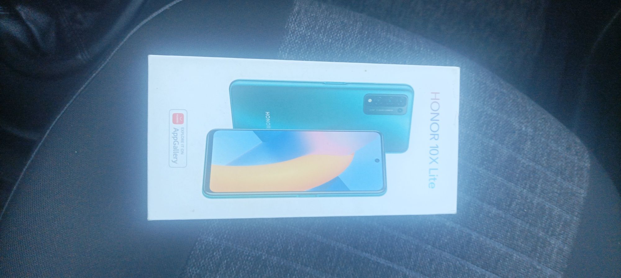 Смартфон HONOR 10X Lite.