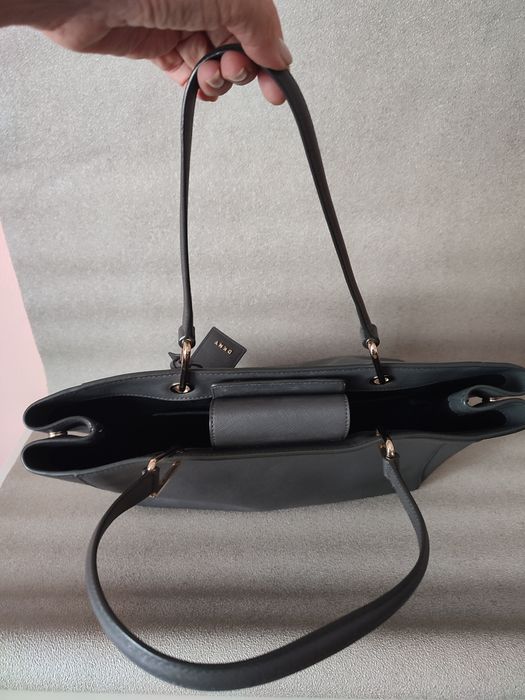 DKNY оригинална дамска чанта