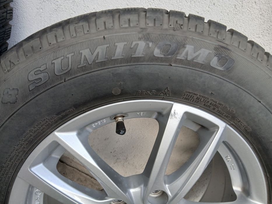 Vând jante aliaj cu cauciucuri de iarna