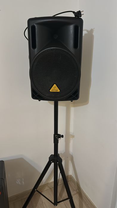 Boxa behringer activa