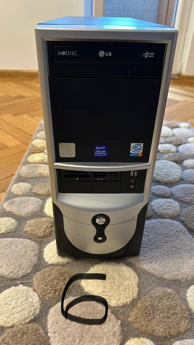 Calculator unitate centrala si monitor Samsung fara defecte