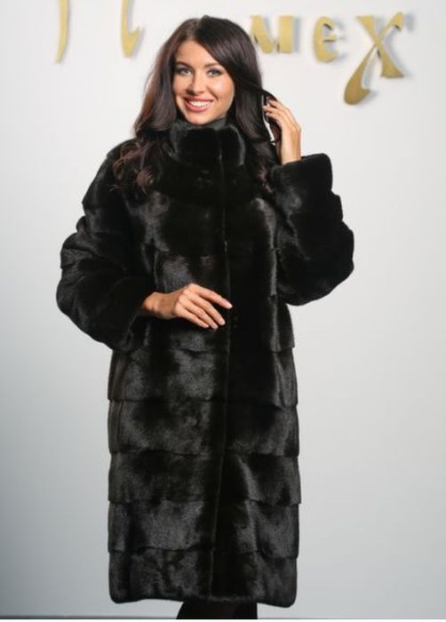 Продам норковую шубу новую