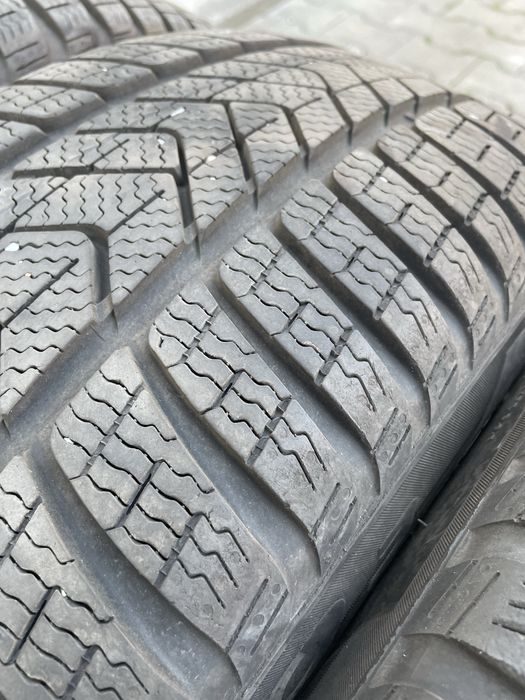 Roti iarna VW Arteon / Passat B8 Alltrack anv 245 45 18 M+S