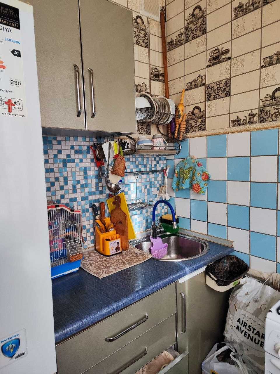 СРОЧНО !!! Продается квартира в Яшнабаде 2/3/4 (50 кв/м ) Авиасозлар 3