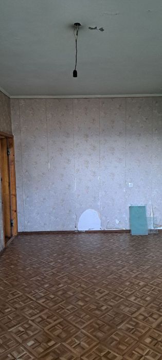 Сотилади срочно квартира