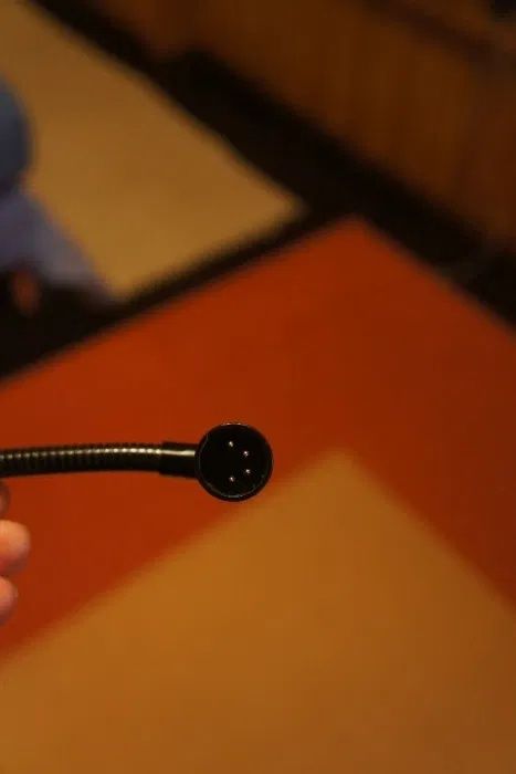 Lampi cu gat de lebada pentru mixere, stative, etc.