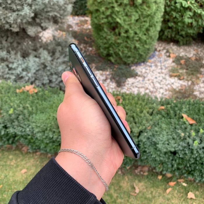 Iphone 11 pro 64gb srochno sotiladi