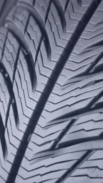 225/60/17 Michelin Дот 2022