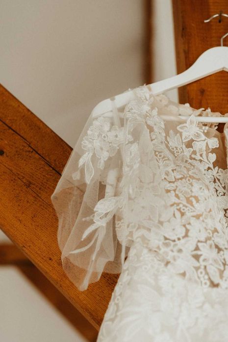 Rochie de mireasa A-line