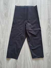 Pantaloni 3/4 modelatori Oysho