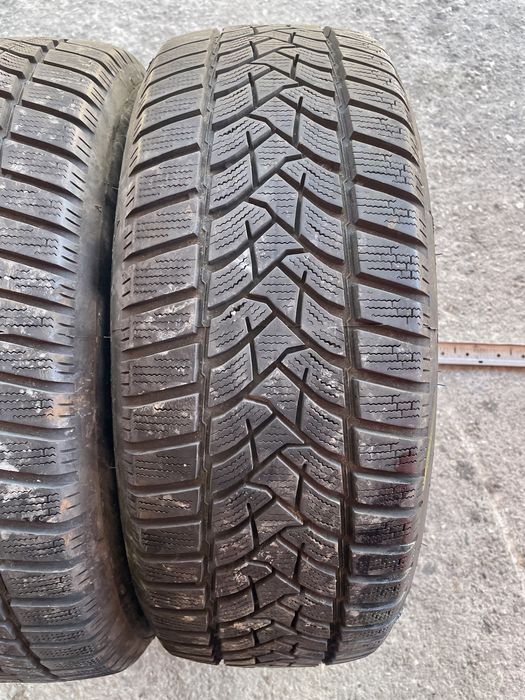 2 броя Зимни Гуми 215/60/16 DUNLOP WinterSport 5
