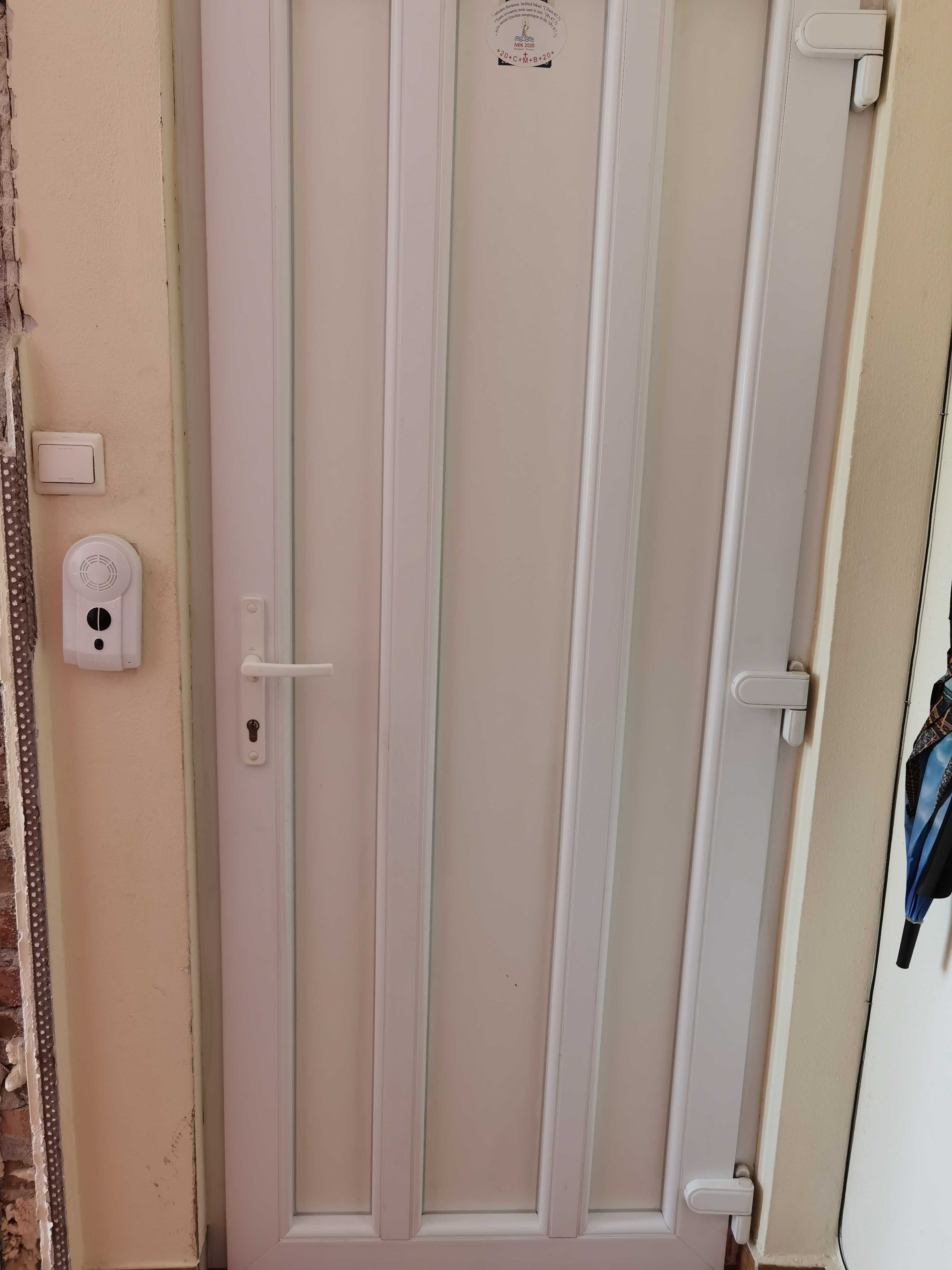 Vând ușă termopan de intrare apartament