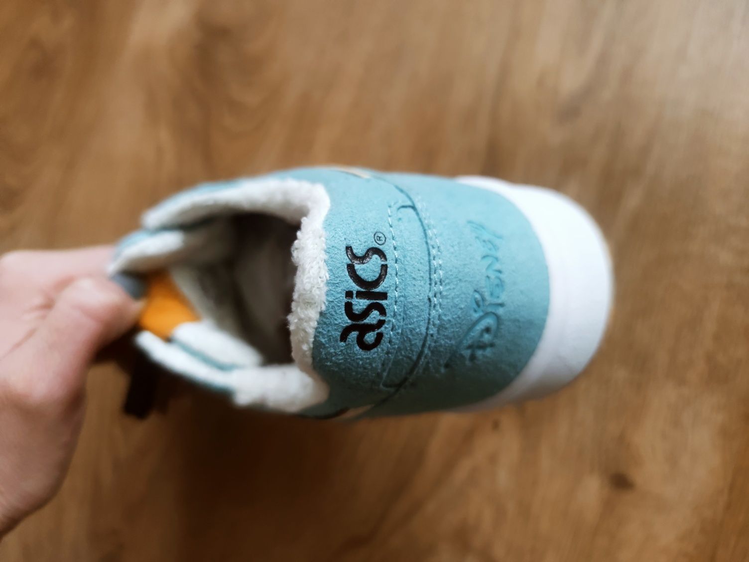 Нови с кутия Лимитирана серия маратонки ASICS 37
