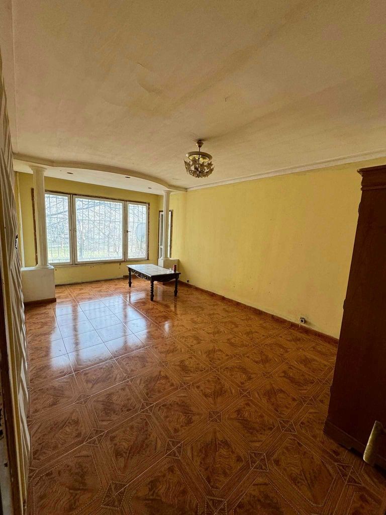 Дава се под наем Четиристаен апартамент в София, Люлин 9 - 100 кв.м за 500 € - Снимка #2