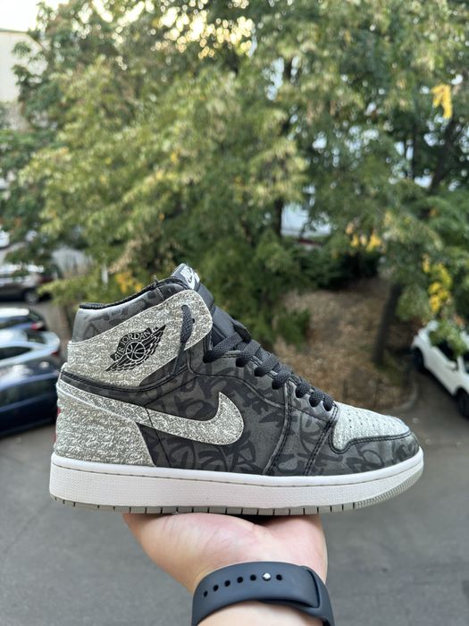 Air Jordan 1 Retro High Rebellionaire