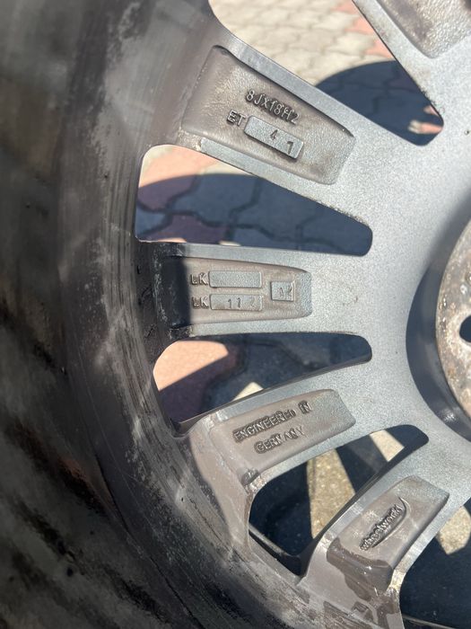 Vand anvelope de iarna pe 18 cu jante