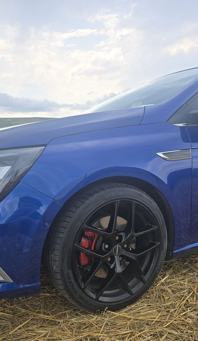Renault Megane 4 GT 1.6 TCe 205 CP