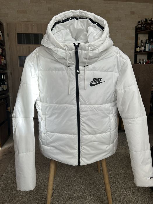 Nike Яке Sportswear Therma-FIT Repel Classic Series