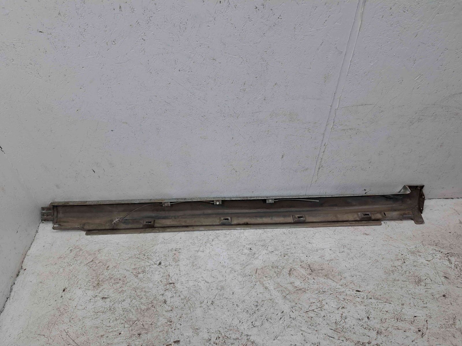 Prag lateral stanga Volkswagen Passat B7 (365) Variant [Fabr 2010-2014