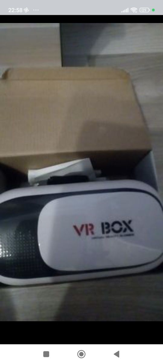 VR очила чисто нови