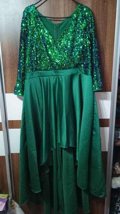 Rochie ocazie superbă