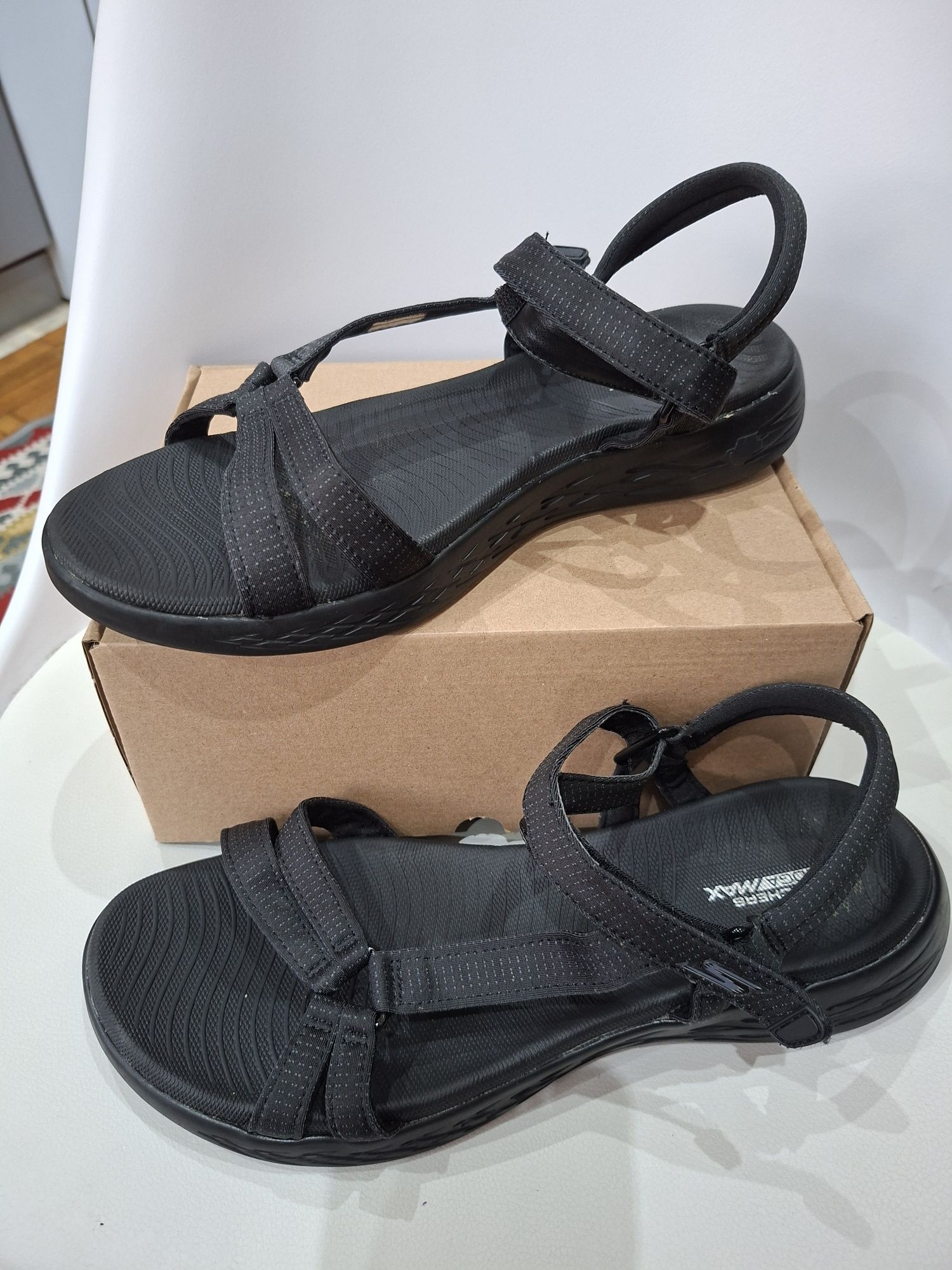 Sandale skechers 42