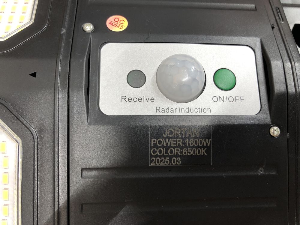 Proiector Lampa Solara 1600w 6500K 16 Zone 580Led Autonomie 20h IP 66