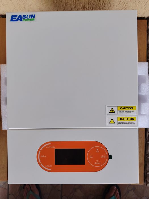 Invertor solar offgrid Nou Easun ISolar-SMR-2-4000W-24V-Wifi