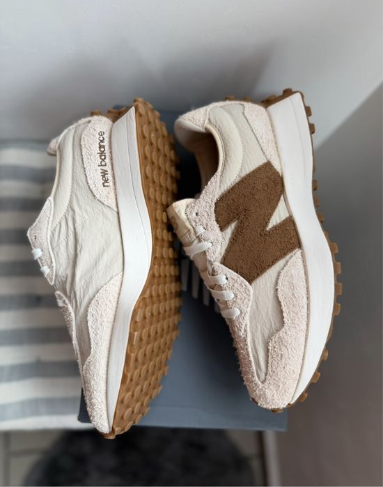 New Balance 327 bej cu maro marimea 43 noi originali