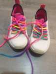 Adidasi fete steve madden