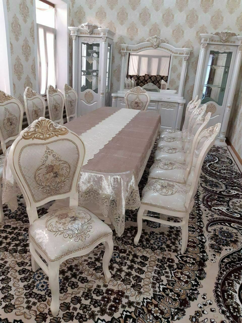 Рестоврация столов и стулъев