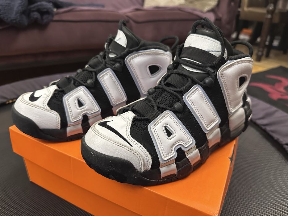 Nike Air More Uptempo, marimea 38,5, ca noi, purtati doar de 2/3 ori
