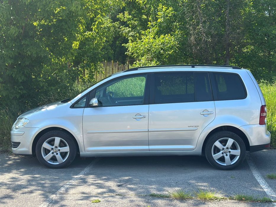 VW Touran 2009 United* 1,9 TDI 105 CP* 7 locuri