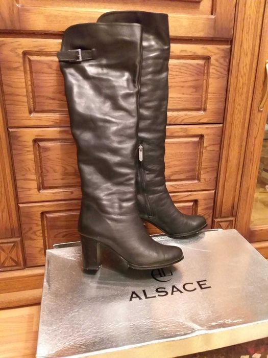 Продаются сапоги