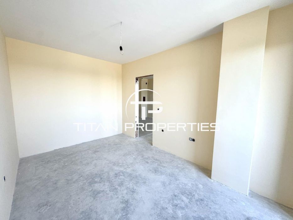 Продава се Двустаен апартамент в Бургас, Славейков - 61 кв.м за 1837 €/кв.м - Снимка #3