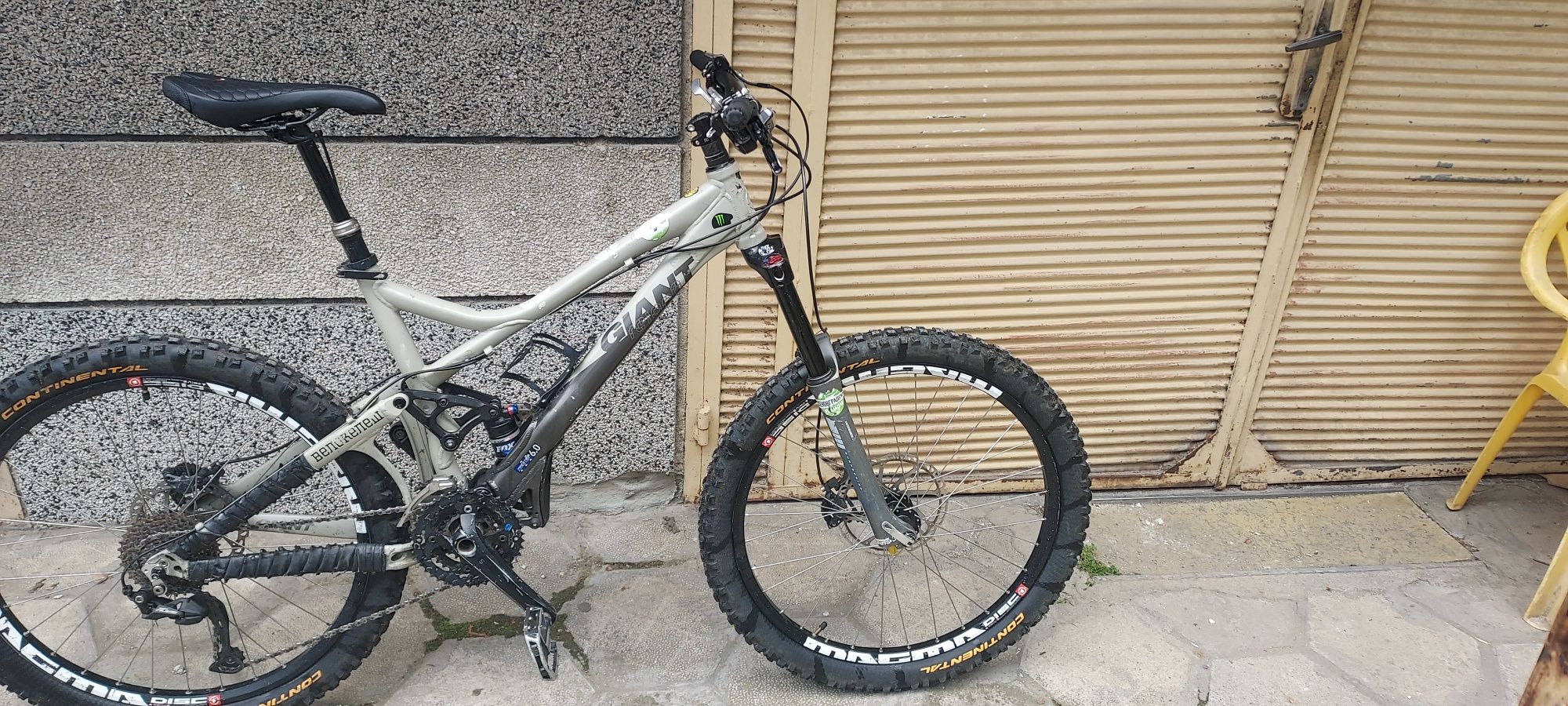 Продавам Колело giant reign 26,M