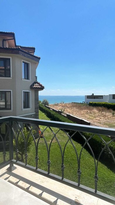 Дава се под наем Двустаен апартамент в Бургас, Сарафово - 48 кв.м за 350 € - Снимка #3