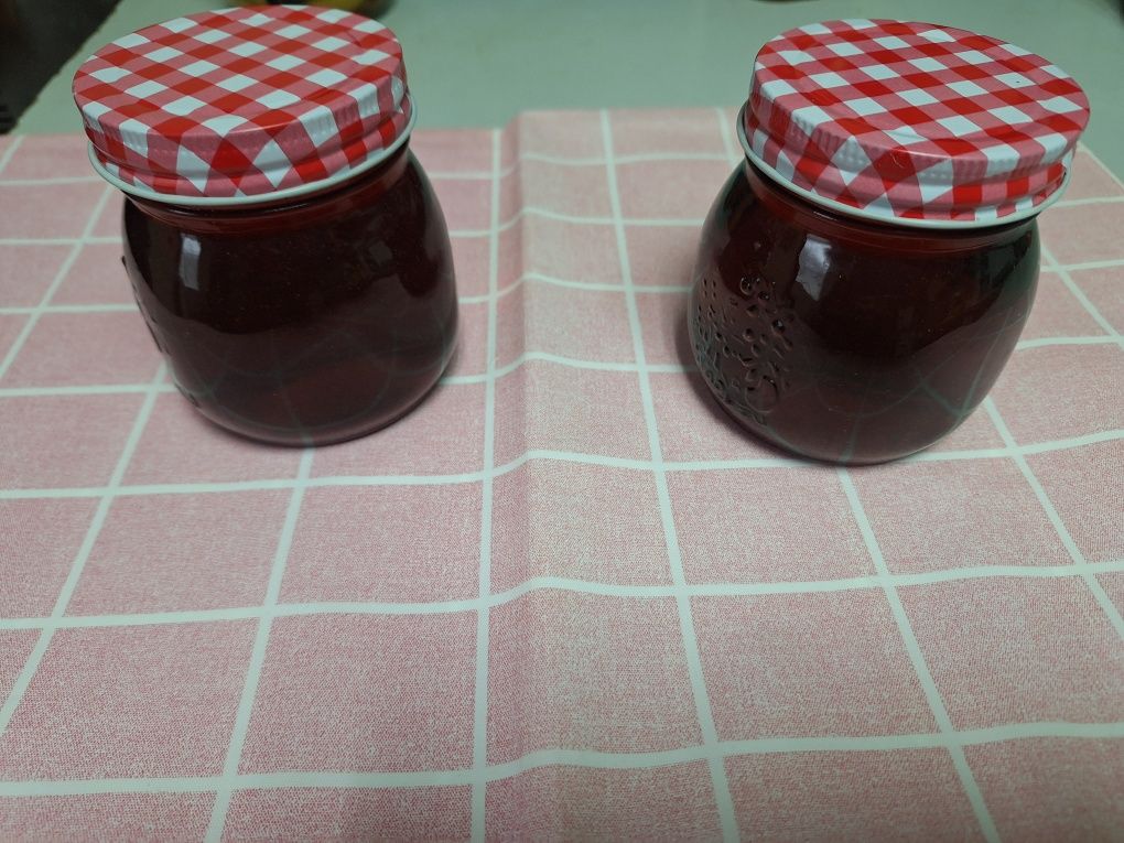Мед от борови връхчета