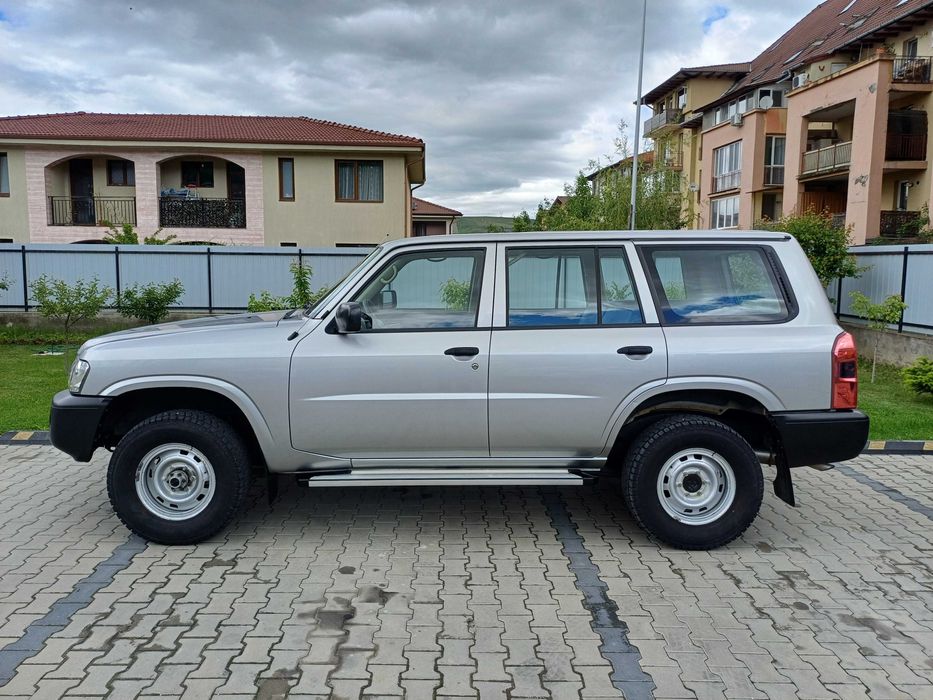 Nissan Patrol Y61 an 2015 motorizare 4.2 diesel! 17300 km reali!
