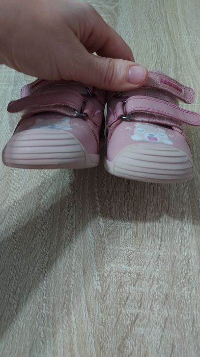 Ghete / pantofiori Biomecanics mărime 19