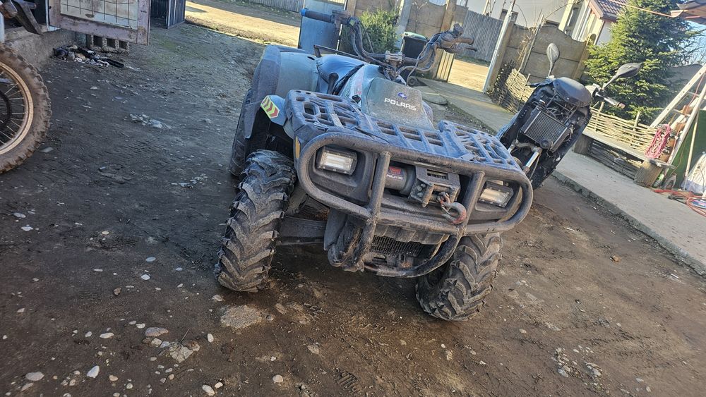 Dezmembrez polaris sportman 700
